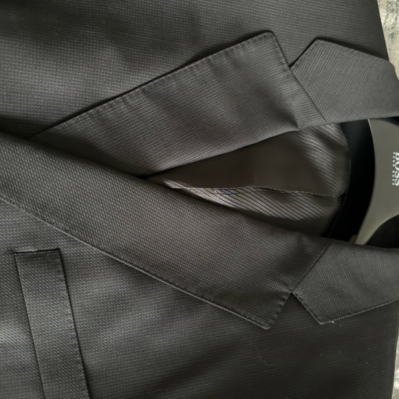 Blazer - Picture 2 of 4